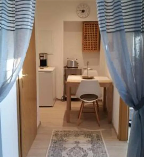 Schoene Ferienwohnung Lehrberg 0*,